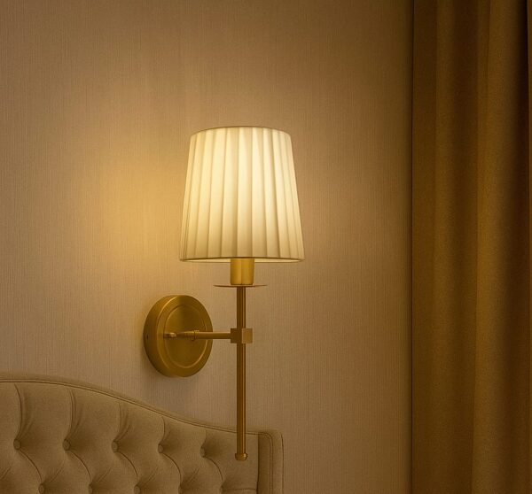 Classic Pleated Shade Wall Lamp
