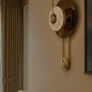 Aurora crystal pendulum wall light